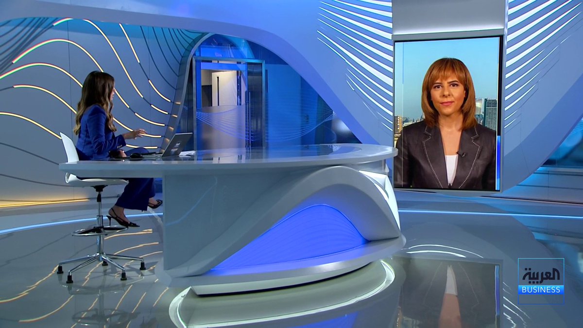 مراسلة العربية كارينا كامل: نتائج إنفيديا جاءت إيجابية لكنها لم تكن مبهرة مقارنة بحجم التوقعات المرتفعة. إنفيديا لا تملك وضوحاً بشأن موافقة السلطات الصينية على شراء رقائقها. أي تباطؤ في الإنفاق الاستثماري على مراكز البيانات قد يؤثر على نمو الشركة مستقبلاً. Noufhijazi_bn نبض السوق _Business 