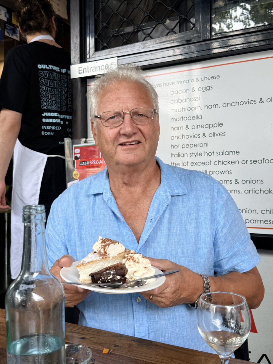 Andrew Dowson tweet media