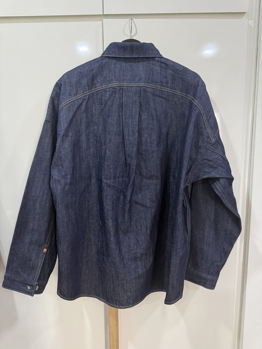 HaLpOn1's tweet photo. denim shirts も到着😎

#jordan
#ジョーダン
#Levis
#nike
#リーバイス
#ナイキ https://t.co/fdaoxw0tin