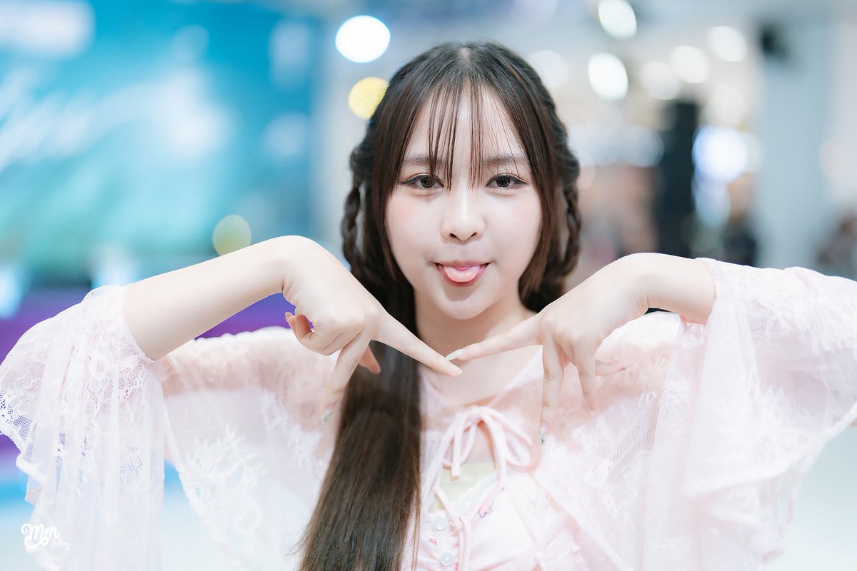 MM Gallery tweet media