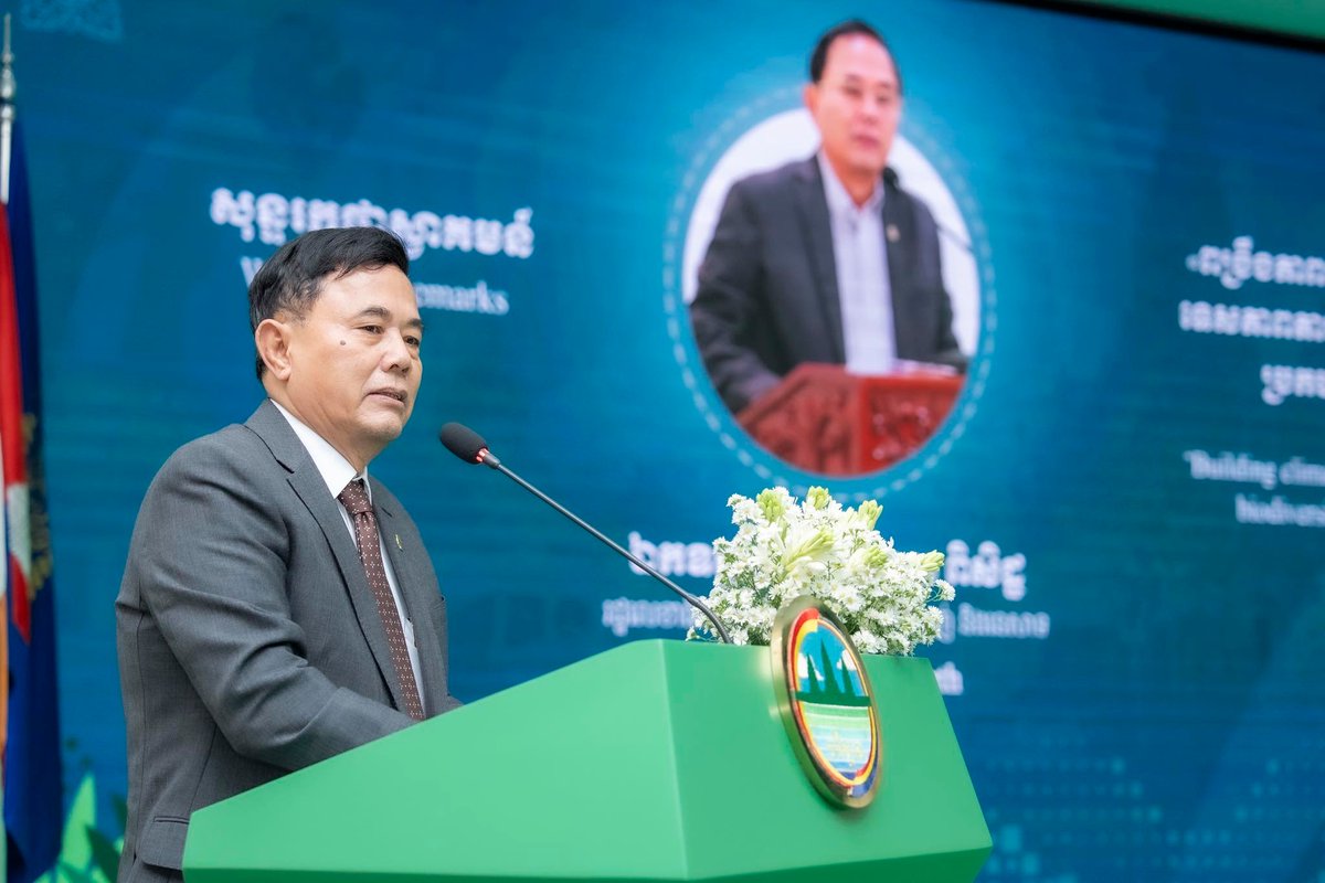 FAOCambodia's tweet image. Cambodia launched the $9M #SCALE+ project, funded by @theGEF, to strengthen climate resilience. Minister H.E. Dr. Eang Sophalleth &amp;amp; FAO Rep Rebekah Bell joined partners to support biodiversity &amp;amp; livelihoods for 84,000 people. 🔗 tinyurl.com/yxecdemk