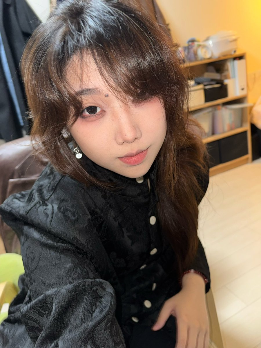 Juannnnner's tweet photo. 中华娘来咯
#les 
#wlw https://t.co/2dbszrBP9x