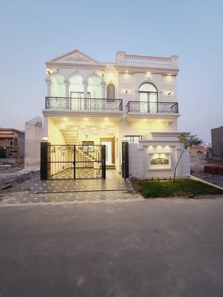 shah5683's tweet photo. Affordable 5 Marla House for Sale in Razaq Royal, Sahiwal – Ideal Location for Your Dream Home - https://t.co/1oIplYLT85 https://t.co/I32ZNFebcd