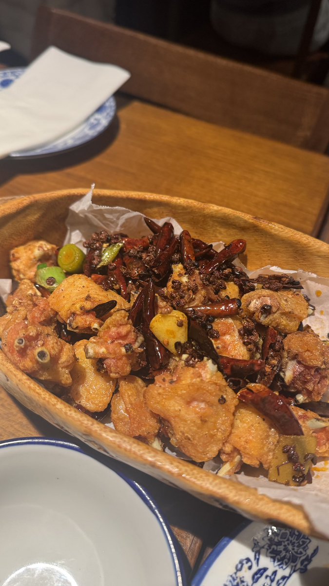hwangdbu's tweet photo. 계향각 가써요 😎
맛나지만 .. 암튼 두 번은 안 갈 거 가타 .. ㅎㅎ https://t.co/topUCWhLuJ