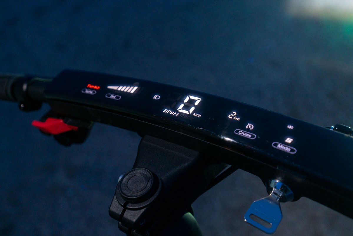 Smart commuting, simplified.
KuKirin G2 Ultra
Large touchscreen display + built-in Bluetooth speakers
Dual 800W | 48V 18Ah
Now €639 with code: KuKirinG2U 
🔗shorturl.at/kOihb
#ElectricScooter #KuKirin #Geekbuying