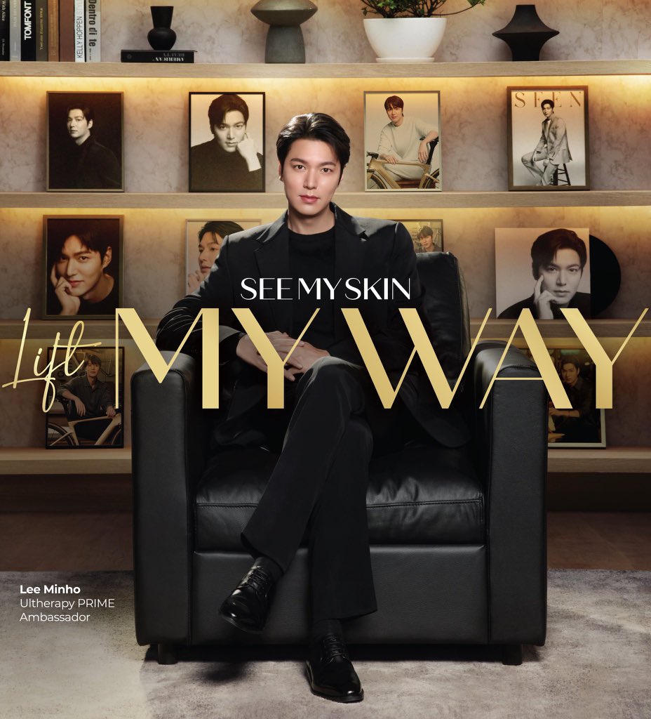 AmNohbdy's tweet photo. I so love the pictures of him in the background…telling his story…proof of his beauty and his fame… 
Perfect concept @ActorLeeMinHo 
He is the One! He is the only One! 
Every comparison fails!
Laying eyes on HIM, means you have no eyes for any other!
#LeeMinHo you’re my way… https://t.co/UBE2I9JaXR