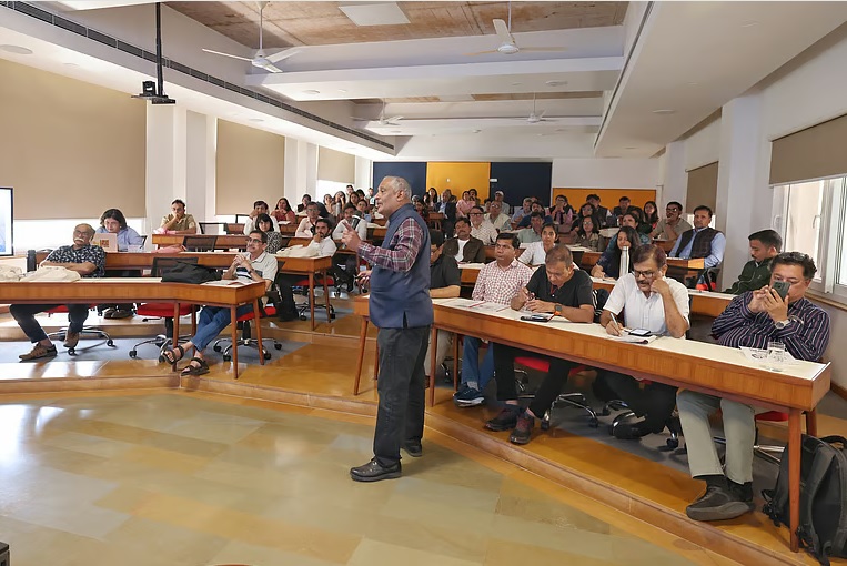 Down To Earth tweet media