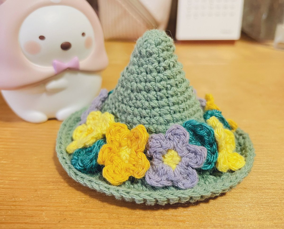 gotyahinabo's tweet photo. スナフキンの帽子編んでみた🧶 https://t.co/Oim17c3DEZ