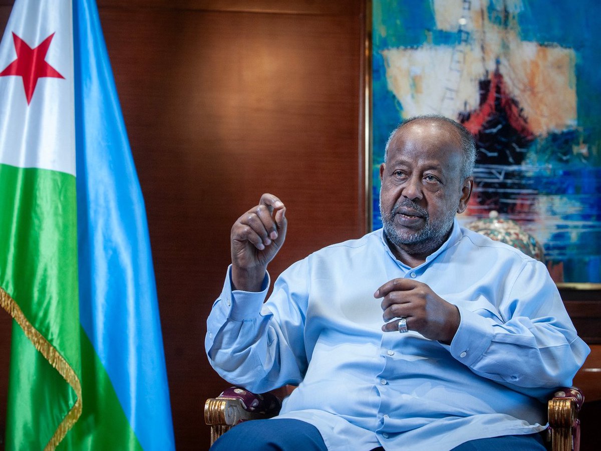 Vue sur Djibouti tweet media