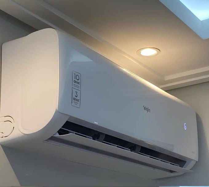 SAI PRA LÁ CALOR 

💨 Ar Condicionado Split Hi-Wall Elgin Eco Inverter Ii 18.000 Btus Frio 220v  
💵 R$2.605 em 12x  

- Resgate o cupom de R$90 OFF aqui: 
s.shopee.com.br/8pgczbfGWb

- Compre Aqui:  
s.shopee.com.br/1gDSSWUznW