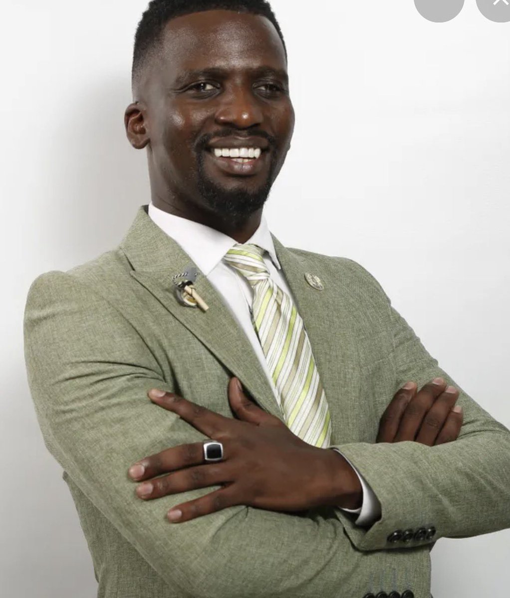 He is busy there at Adhoc preaching for Paul O’sullivan😂😂😂😭