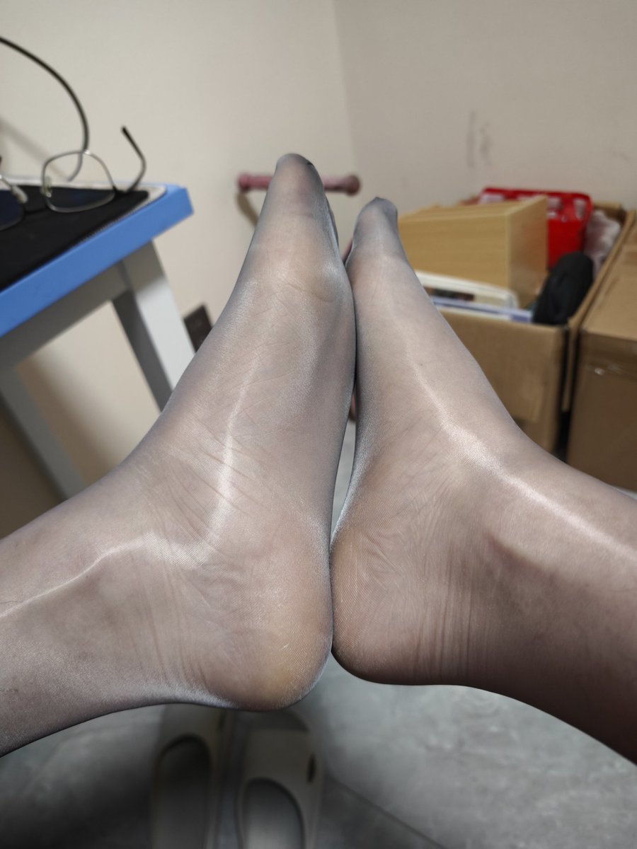 #男丝 #丝袜 #同好 #丝袜叠穿 #连裤袜 #jj套 #黑丝 #肉丝 #灰丝 #开裆丝袜 #T裆丝袜 #交叉丝袜 #情趣丝袜 #无内