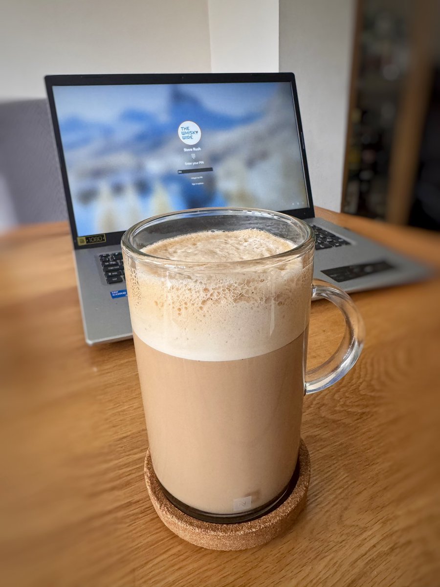 TheWhiskyWire's tweet photo. Good morning #DramFam A long old day ahead, so time to get fully caffeinated. #GoodMorningDramFam #CopiousCoffeeQuaffer https://t.co/tHoHxeI8Ef
