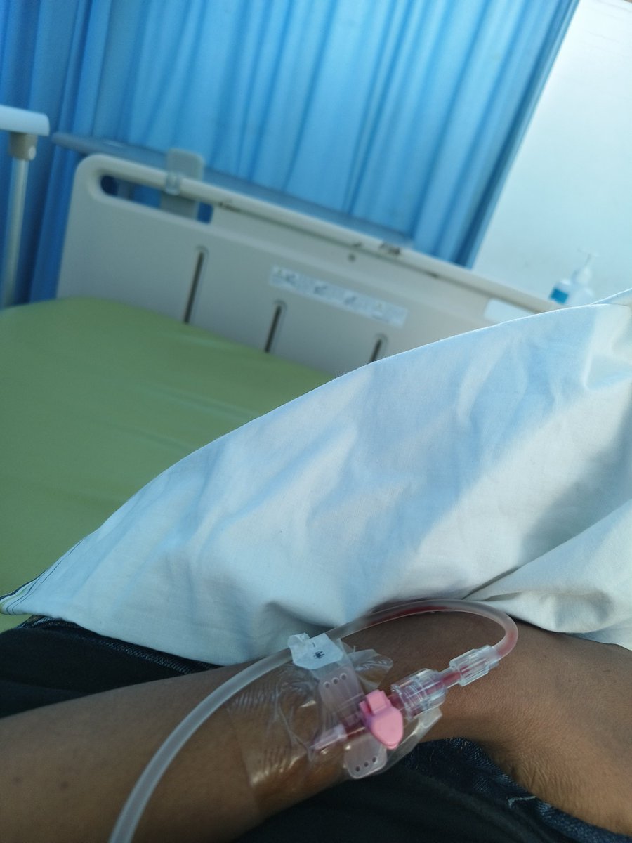 joy_cules /// tweet media