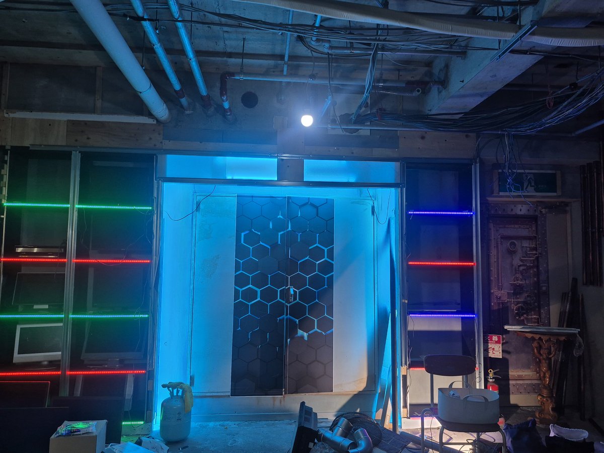 スタジオ制作現場🎨🔨 tweet media