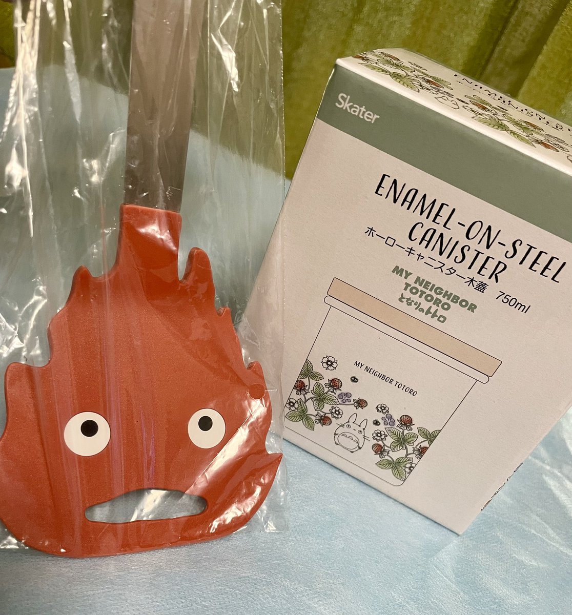 かおりんからプレゼントが届きました🎁✨ どれもめっちゃ可愛い！新居