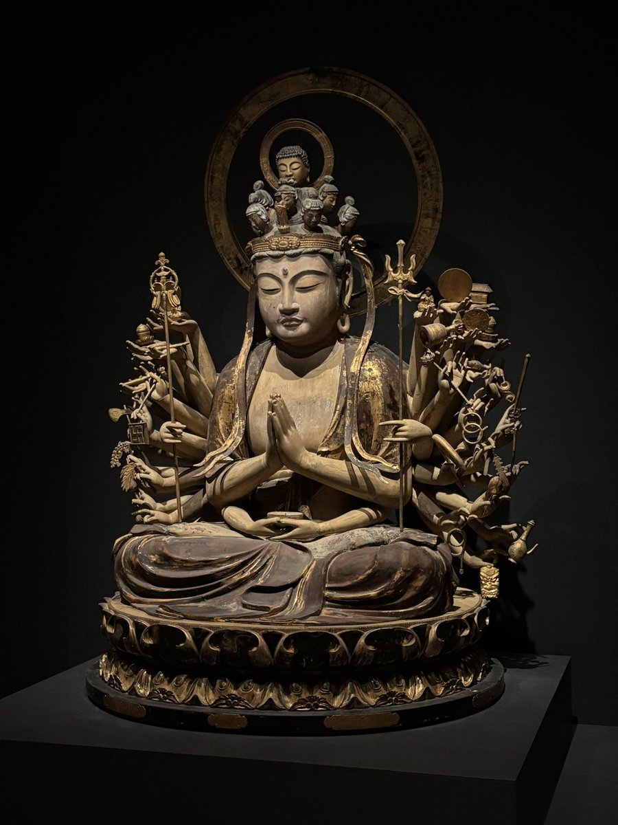 『大阪芸大グループ卒制選抜展』『妙心寺展』@大阪市立美術館。妊婦みたいな体型になってから腰が痛い。