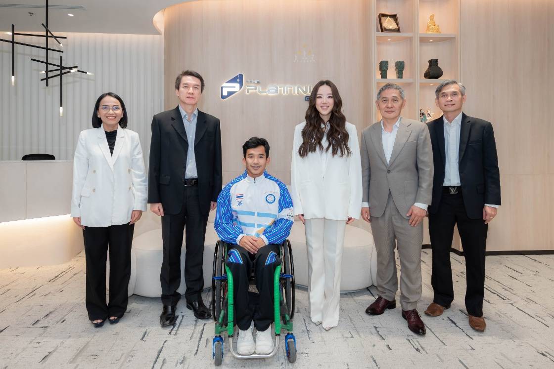 bizmatchingnews's tweet image. เดอะ แพลทินัม รับ “บีม” ชัยวัฒน์ รัตนะ นักกีฬาพาราลิมปิกทีมชาติไทยเป็นพนักงาน

อ่านต่อที่ bizmatchingnews.com/archives/71969

#PlatinumGroup
#ชัยวัฒน์รัตนะ
#บีมชัยวัฒน์
#ParalympicThailand
#พาราลิมปิกไทย
#CSRเพื่อสังคม
#องค์กรแห่งโอกาส