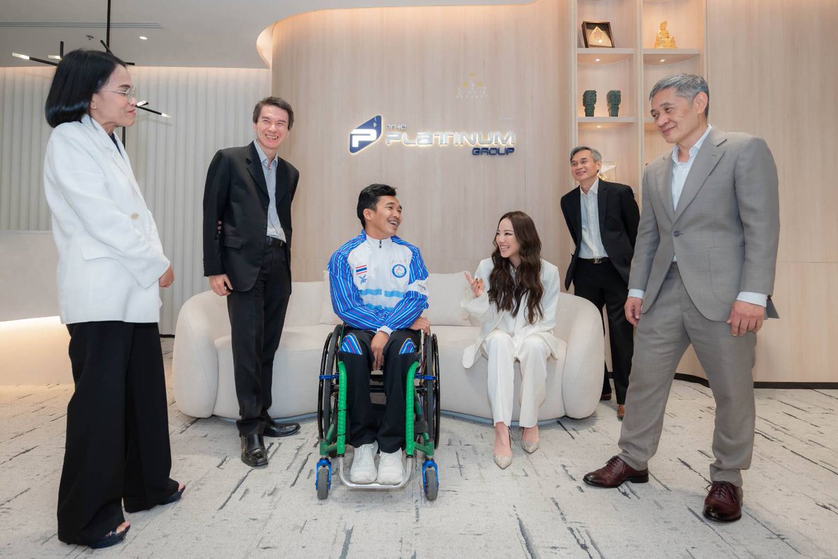 bizmatchingnews's tweet image. เดอะ แพลทินัม รับ “บีม” ชัยวัฒน์ รัตนะ นักกีฬาพาราลิมปิกทีมชาติไทยเป็นพนักงาน

อ่านต่อที่ bizmatchingnews.com/archives/71969

#PlatinumGroup
#ชัยวัฒน์รัตนะ
#บีมชัยวัฒน์
#ParalympicThailand
#พาราลิมปิกไทย
#CSRเพื่อสังคม
#องค์กรแห่งโอกาส