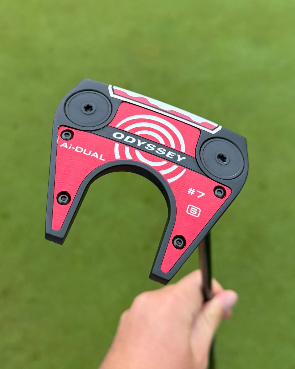 OdysseyGolfTour's tweet image. A little Thursday #TourSauce 🔥

New Ai-Dual #7S goes in the bag for Antoine Rozner at the Investec South African Open. 

Hands up if you'd be gaming this too. 🙌