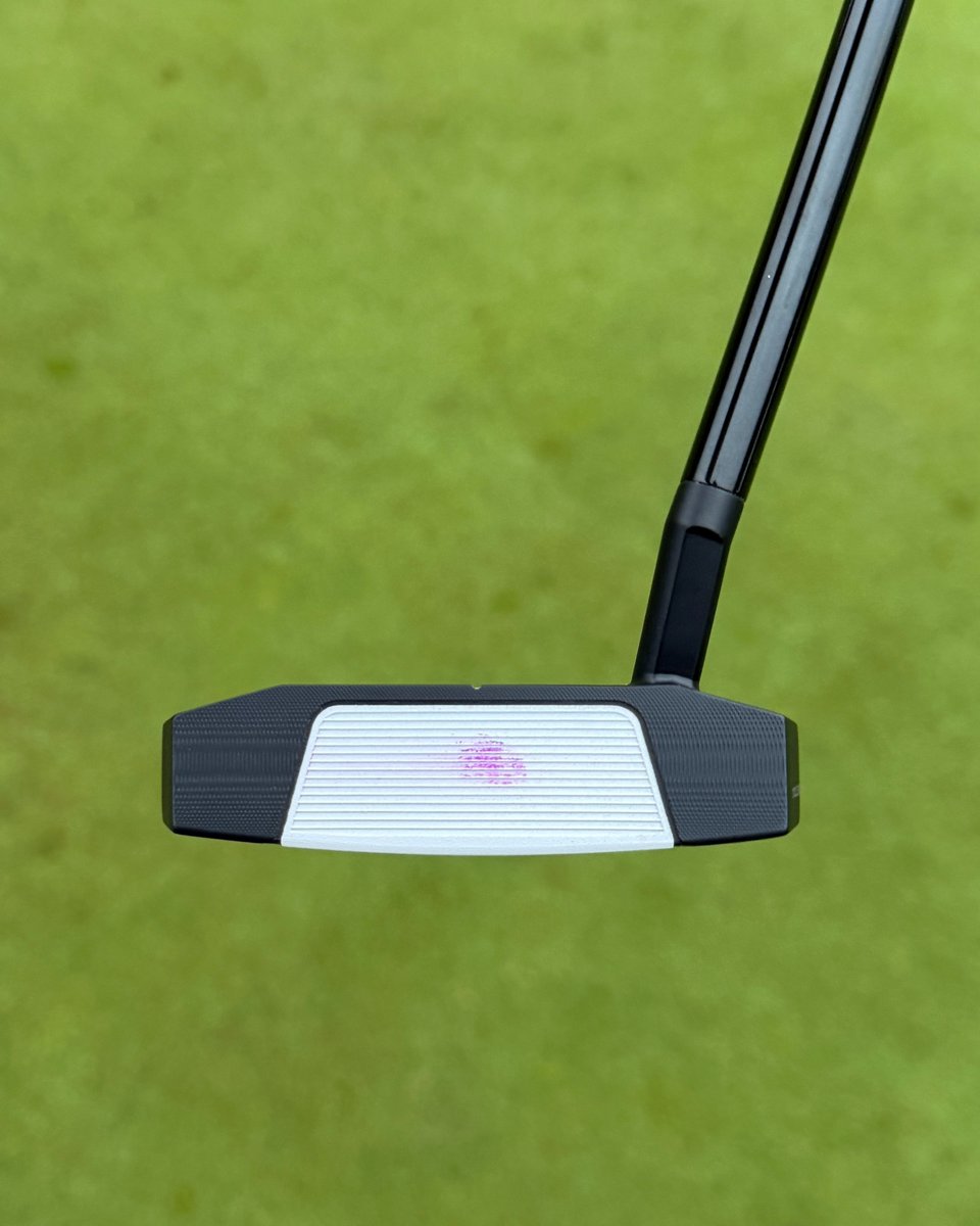 OdysseyGolfTour's tweet image. A little Thursday #TourSauce 🔥

New Ai-Dual #7S goes in the bag for Antoine Rozner at the Investec South African Open. 

Hands up if you'd be gaming this too. 🙌
