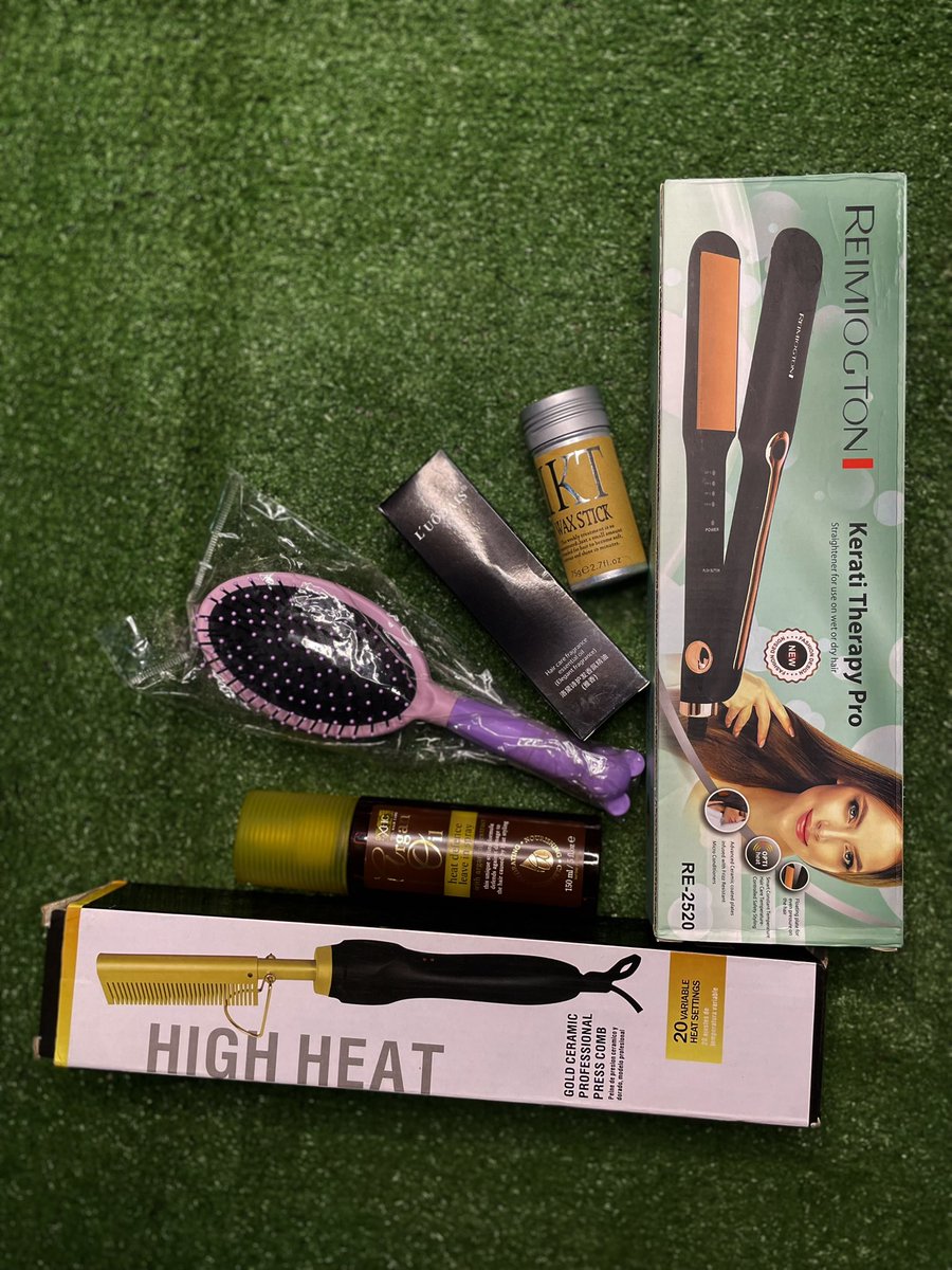 purple_dera's tweet photo. I curated this package for beginners wig care.
This is carefully packed with the best products to care for your hair, minimal effort Maximum results.
Contains-Straightener, Hot comb, Heat protectant, Hair brush, Wax stick, Hair Serum. 

Price- 45k Only.
(Each package comes with a free wig stand)
It’s a steal, Don’t sleep on it!🧏🏽‍♀️

Kindly rt.🙏🏾