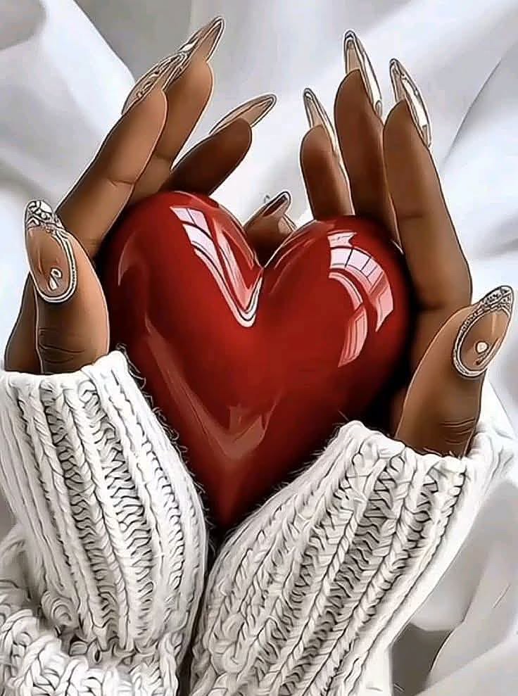 Aunque me decepcione una
y mil veces....
Sigo creyendo que hay gente buena.❤️❤️

  BUENOS DIAS CON AMOR 💋
