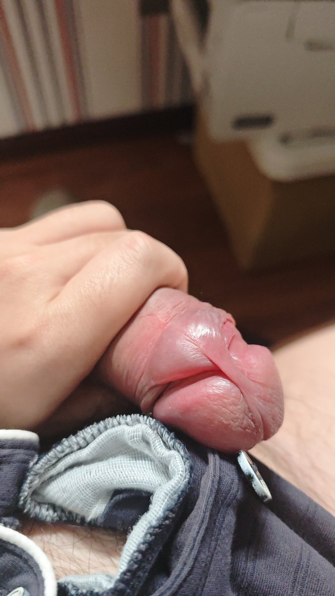 Conredlovedick's tweet photo. 练习拉伸器械容易水肿怎么办啊，有没有大佬有好的解决办法
#jelq #法罗山 #挤奶法 #拉伸 #鸡巴 https://t.co/1sXg7V0FMe