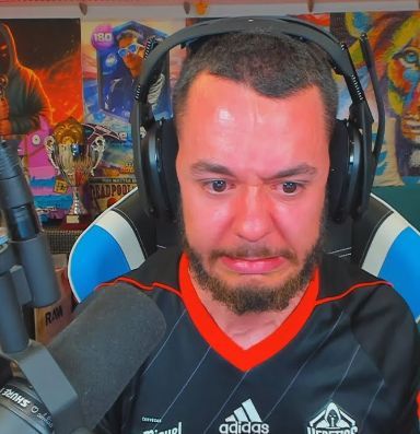 Smash players: *se quejan de lo malo que es el online*

*se crea un mod que arregla el online*

Smash players: