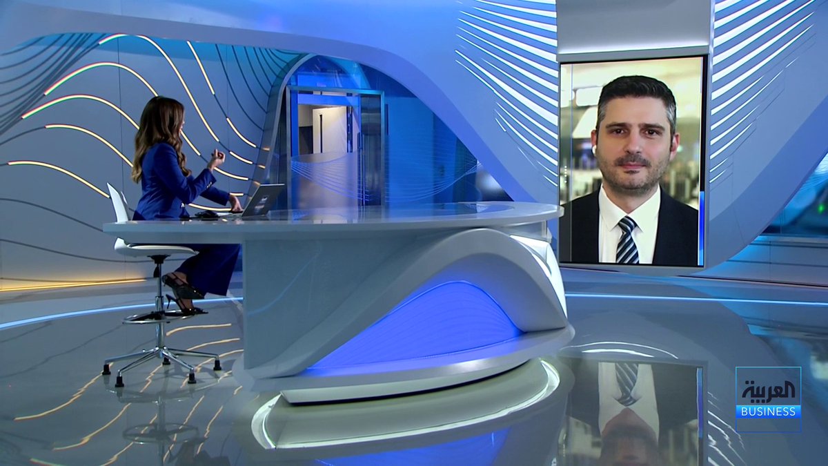 إلى أي مدى تُعقّد الرسوم الجمركية مهمة الفدرالي في تحديد مسار الفائدة؟ وهل يُعدّ سيناريو وصول الذهب إلى مستوى 6000 دولار واقعيًا؟. حوار Noufhijazi_bn مع كبير استراتيجيي الأسواق في Equiti Group نور الدين الحموري نبض السوق _Business 