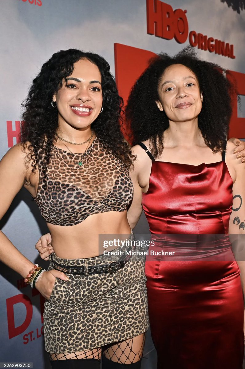 ashley ray tweet media