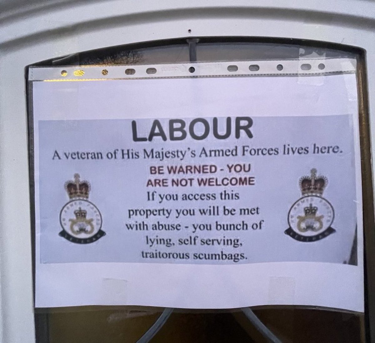 benonwine's tweet image. This sign was left up for all Labour Canvassers by a Resident in Gorton &amp;amp; Denton. 🤣🤭👏👍

British Veterans have had enough and you can’t Blame them!