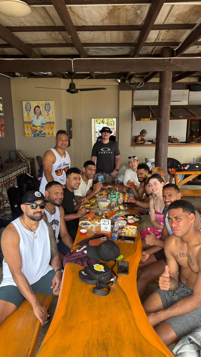 BritishArmyMen1's tweet photo. Acclimatised and ready for the show...
Training run in Fiji 🇫🇯.

Army Volleyball face Tamavua Bulls, RYVA, Nadonumai, Suva VA, Young Silver Bullet Topline &amp; Redline across 27 Feb, 4 &amp; 5 March at Vodafone Arena, Suva ahead of the forces tournament.
@ArmySportASCB @BritishArmy https://t.co/SVXD9KkS0d
