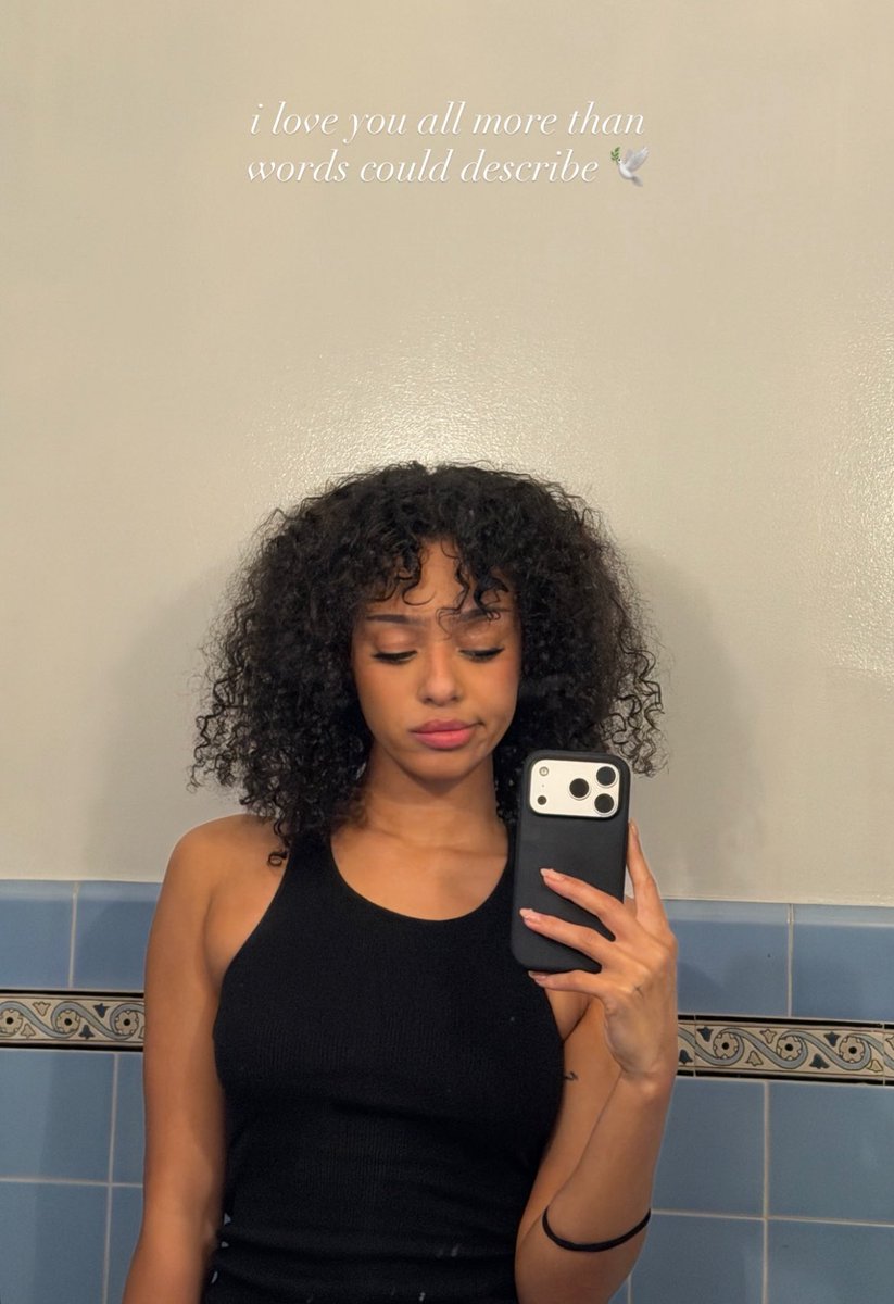 she’s so princess :((( 🤏🏻