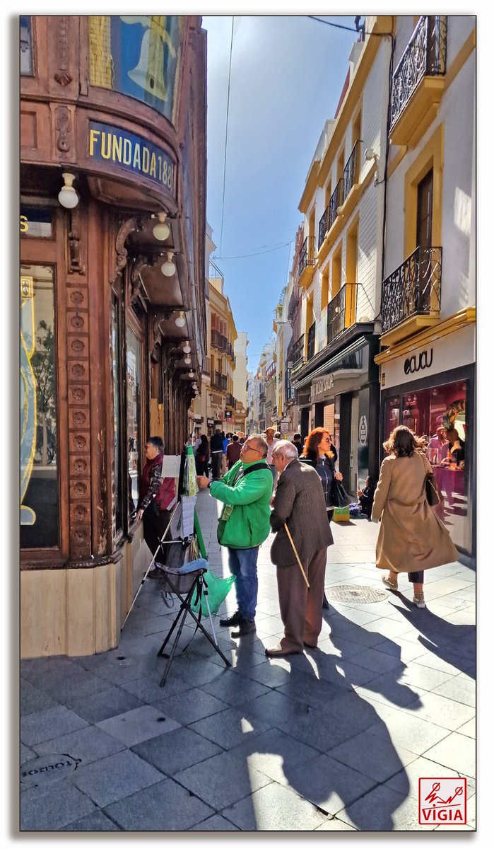 vigiadeisbilya's tweet photo. Probando suerte comprando un cupón en La Campana. El 13 de diciembre de 1938 nacía la Organización Nacional de Ciegos Españoles (ONCE). https://t.co/zGDrsvUkv0