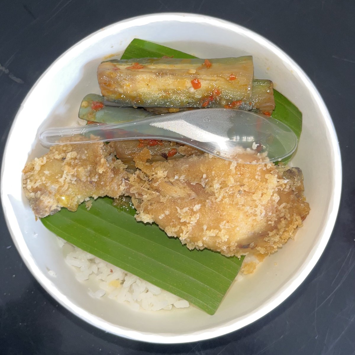 Food Truck Universitas Diponegoro tweet media