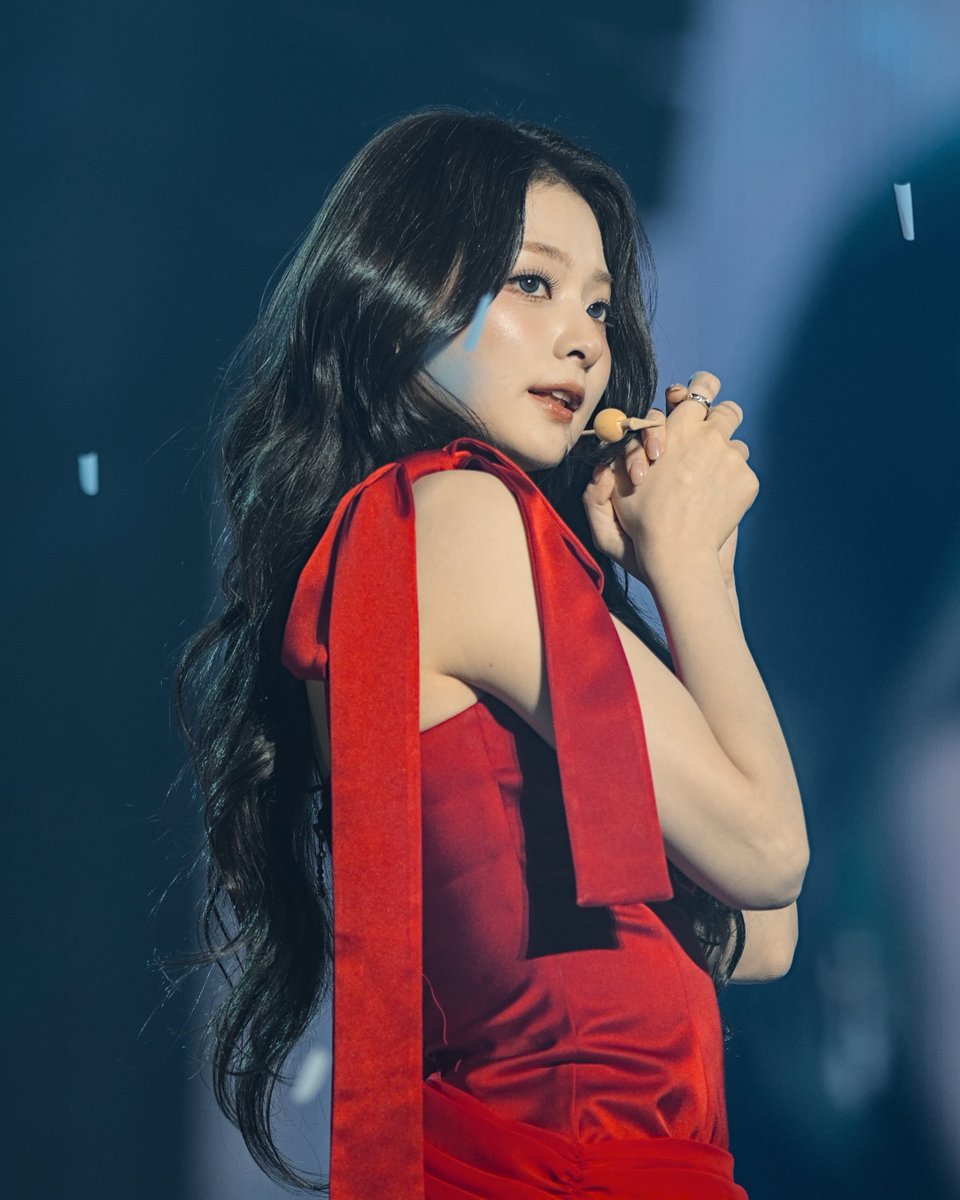 Totally Not Roger tweet media