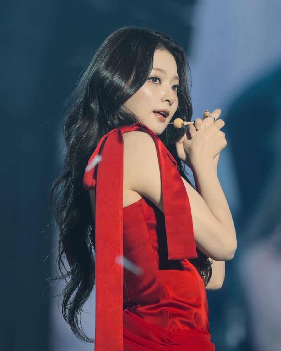 Totally Not Roger tweet media