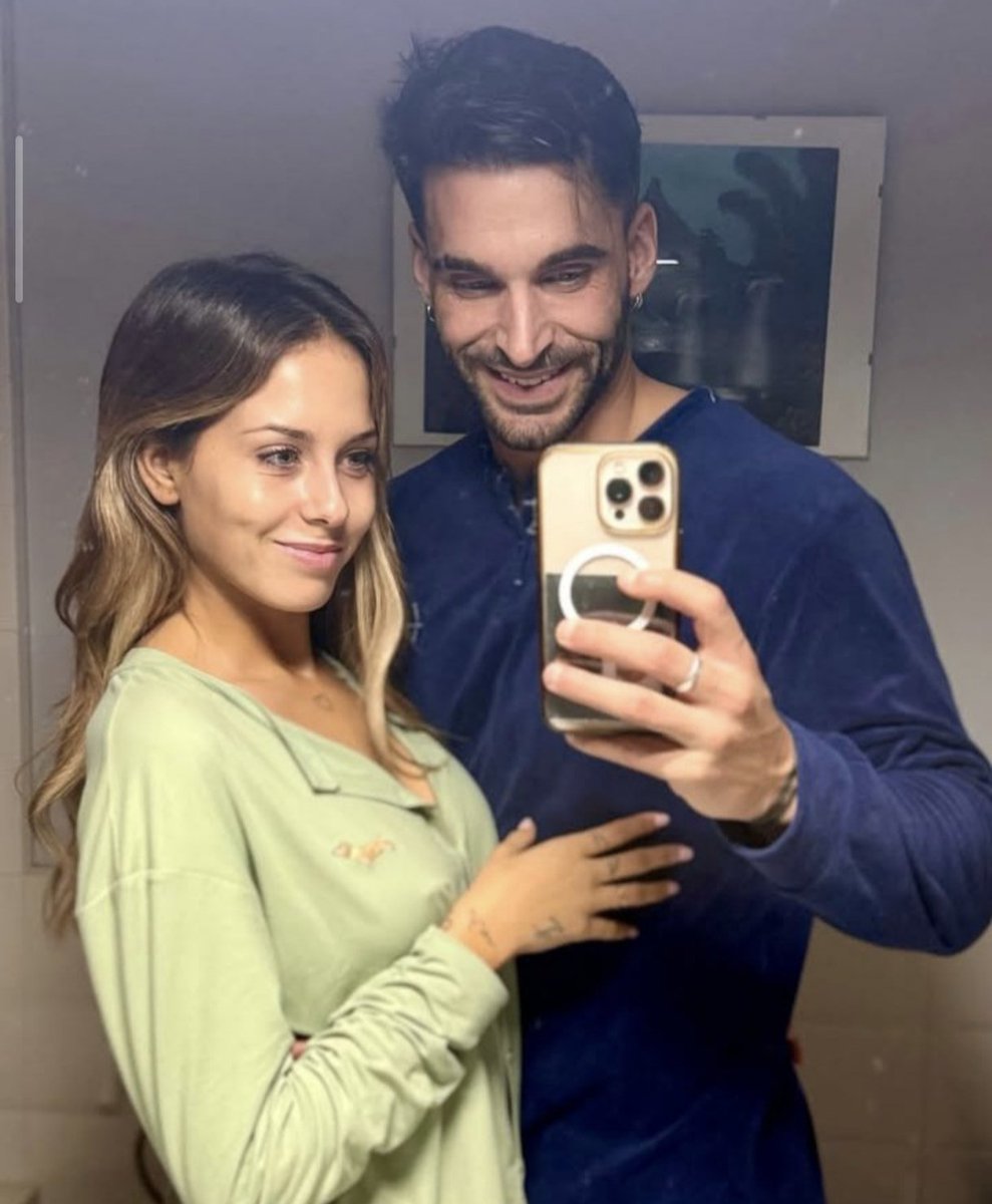 marga_cresan's tweet photo. ✨"El amor es esa chispa que te hace especial lo cotidiano"✨😍🧲 #ViolediMTMAD51 https://t.co/tzrqb9I1v1