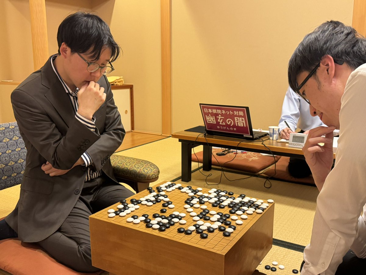 本因坊戦本戦トーナメント2回戦、日本棋院関西総本部での井山裕太碁聖