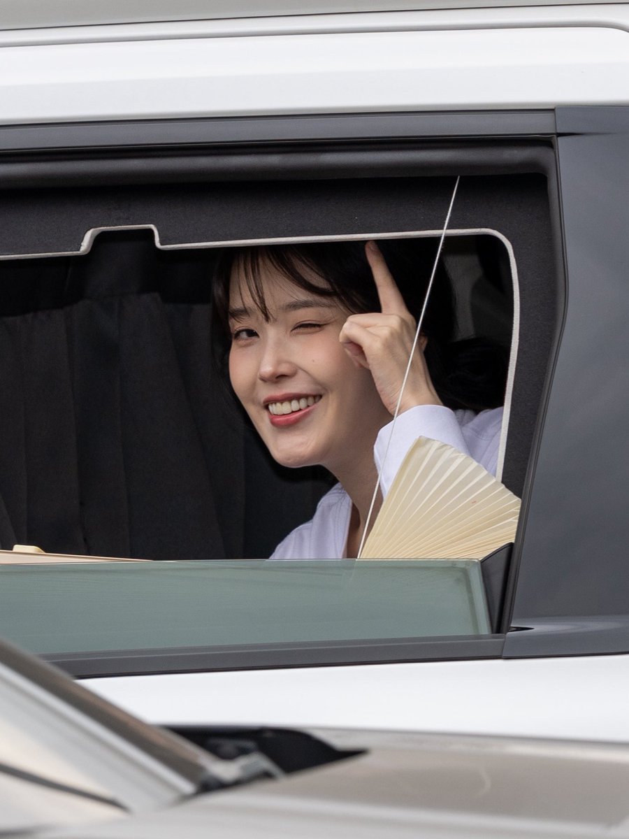 iu_snoopy's tweet photo. 잘가요 징짱 https://t.co/y80qh2pIxB