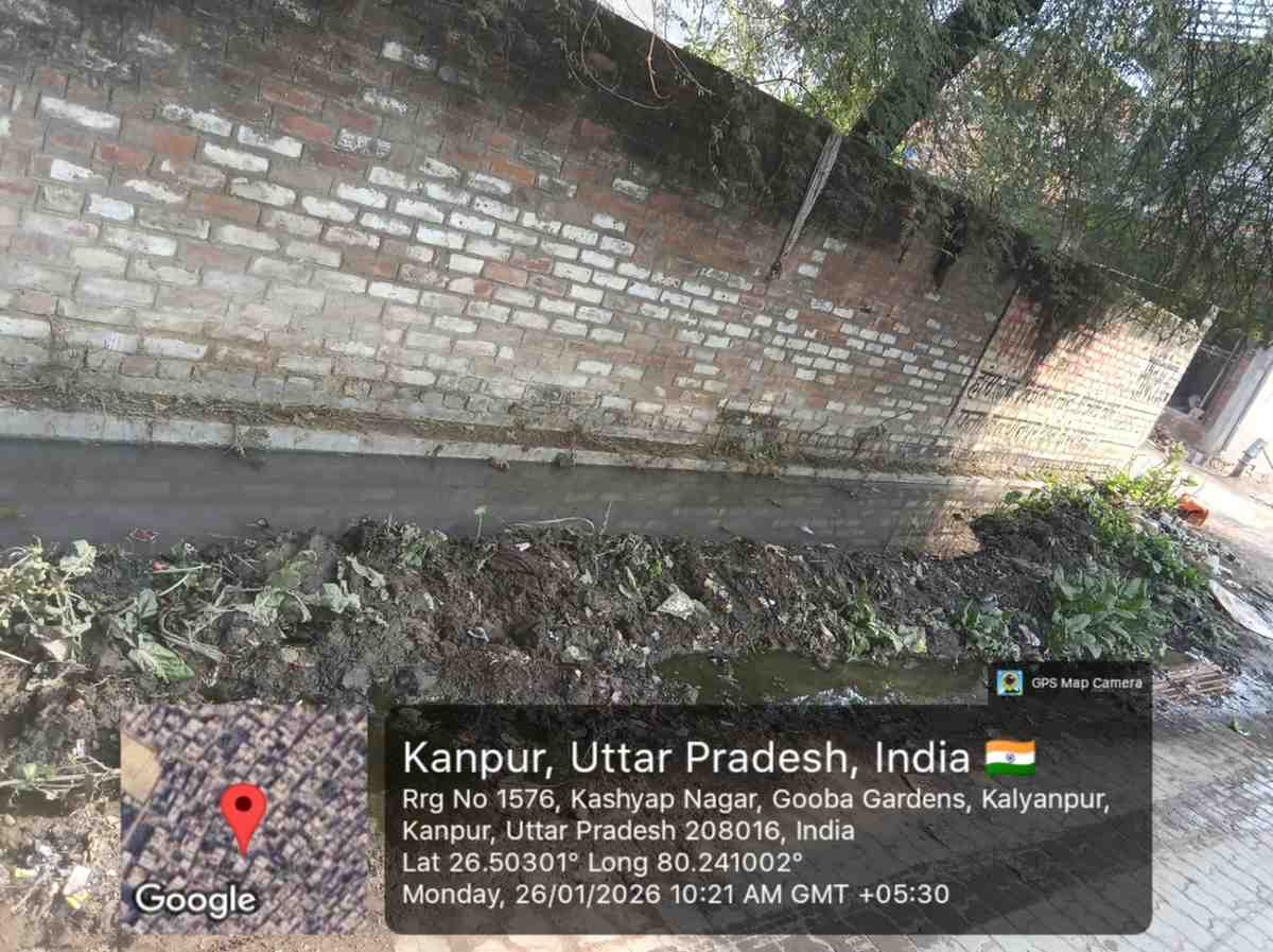 aneekrishana's tweet photo. @nagarnigamknp @CMOfficeUP @ChiefSecyUP @MoHUA_India @NagarVikas_UP @DMKanpur @CommissionerKnp @mayorkanpur @MCkanpur @SurendraMaithan माननीय जोन 6 के वार्ड संख्या 35 में नालियों की समस्या दयनीय है, पानी के निकासी की कही व्यवस्था नहीं है, जिससे जलभराव की स्थिति  हैं, उपरोक्त अव्यवस्था का समाधान शीघ्र सुनिश्चित कराने की कृपा करें https://t.co/K86nQ9h9sH