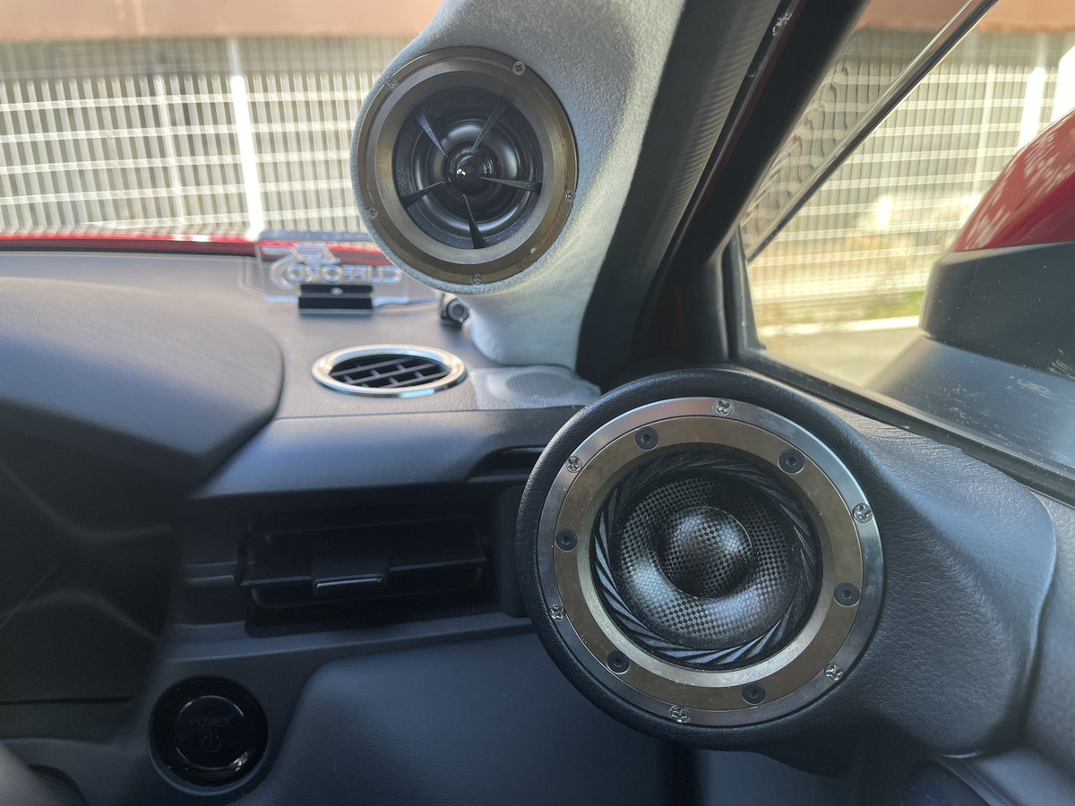 wave2port_k's tweet photo. ウェイブトゥポート
当店、大人気 audio solution(オーディオ ソリューション)Quartetto(カルテット)アンプ取付ました!!
https://t.co/YV1Xp6SxDC
#audiosolution
#Quartetto
#iEARTH https://t.co/tfEP7nU6vo