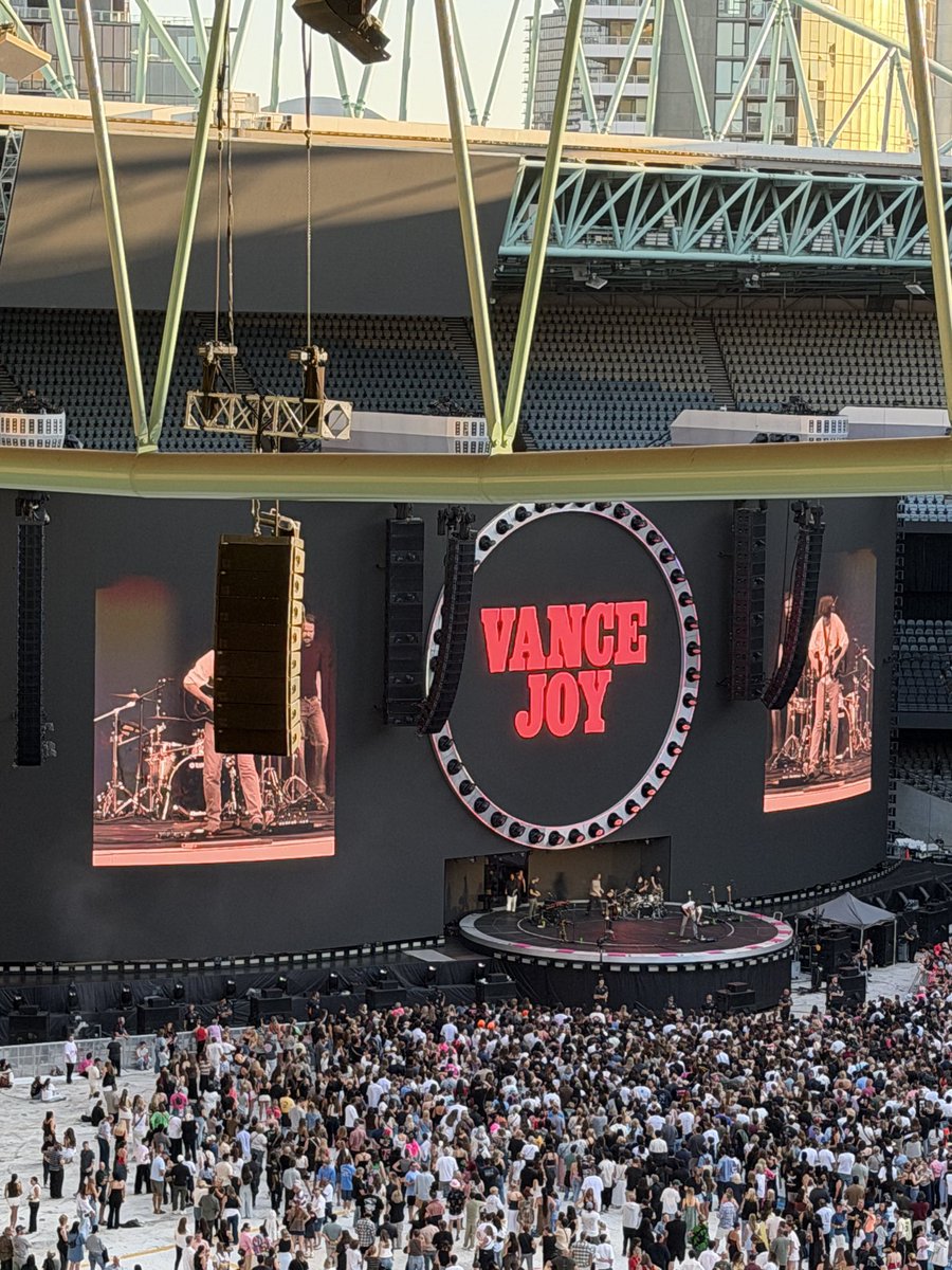 Casey_mac83's tweet photo. I know it’s first world problems but so glad I paid 200.00 to get a awesome view of the speaker at Ed Sheeran Loop Tour @marvelstadiumau https://t.co/hwv92h8YiO