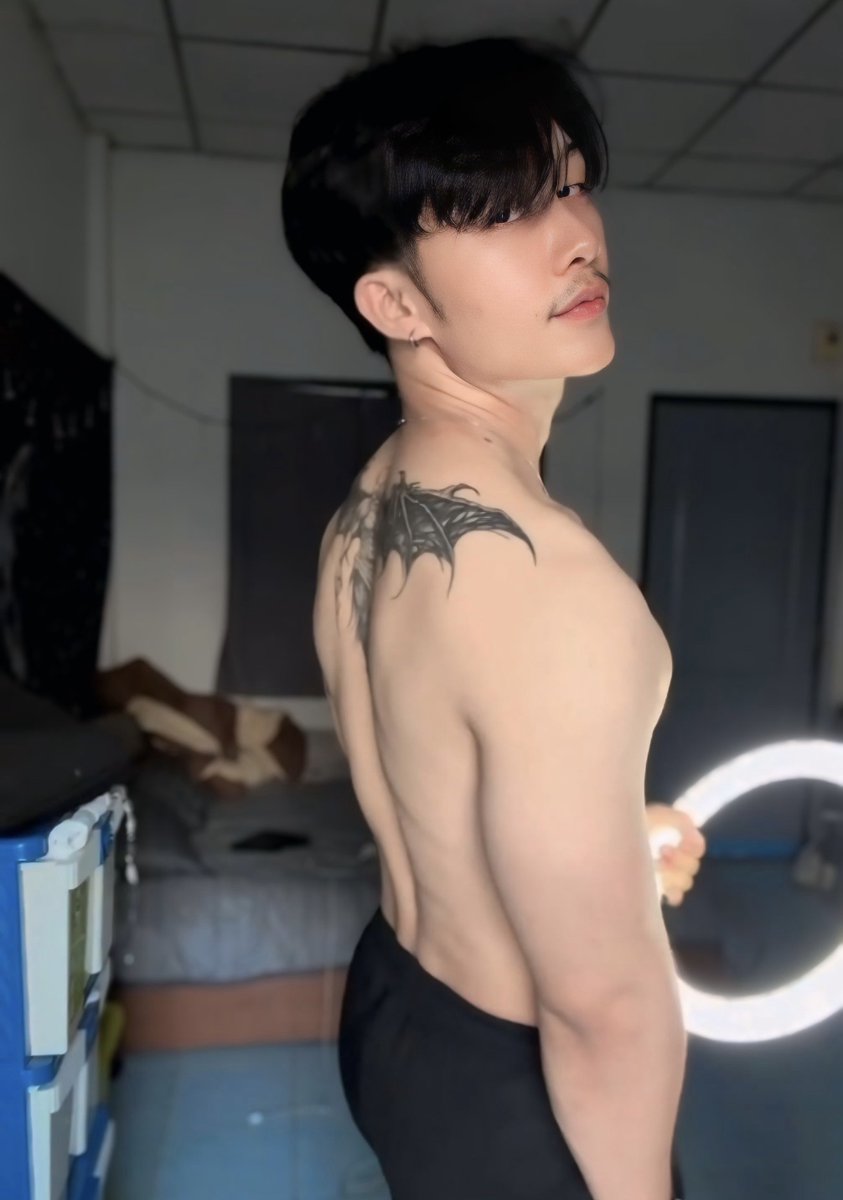 Touch (190k) tweet media