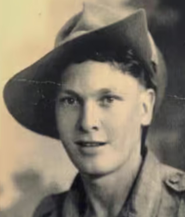 NorthantsLL's tweet image. Honoured to attend the funeral yesterday of Mr Charles Richards, aged 104, a WW2 veteran of the 7th Battalion Royal Leicestershire Regiment and one of the last surviving Chindits who served in Burma.  
Deepest condolences to his family.
#LestWeForget #BurmaCampaign #ForgottenArmy