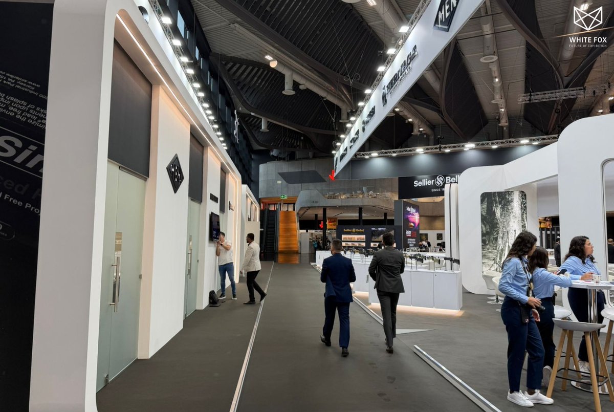 whitefoxexpo's tweet image. IWA Outdoor Classics 2026 is now OPEN and We’ve raised the bar! 💥

Check out the massive island stand we built for our Brazilian clients 🇧🇷 — designed to impress and stand out on the exhibition floor! 🏗️✨

#WhiteFoxExhibits #exhibitionstand #IWAOutdoorClassics2026