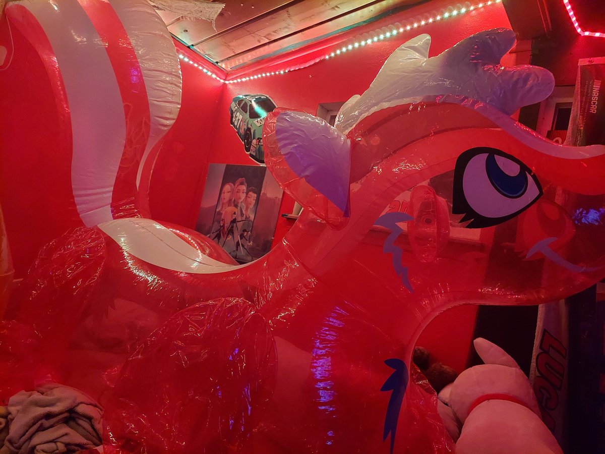 Flutterloonershy6 tweet media