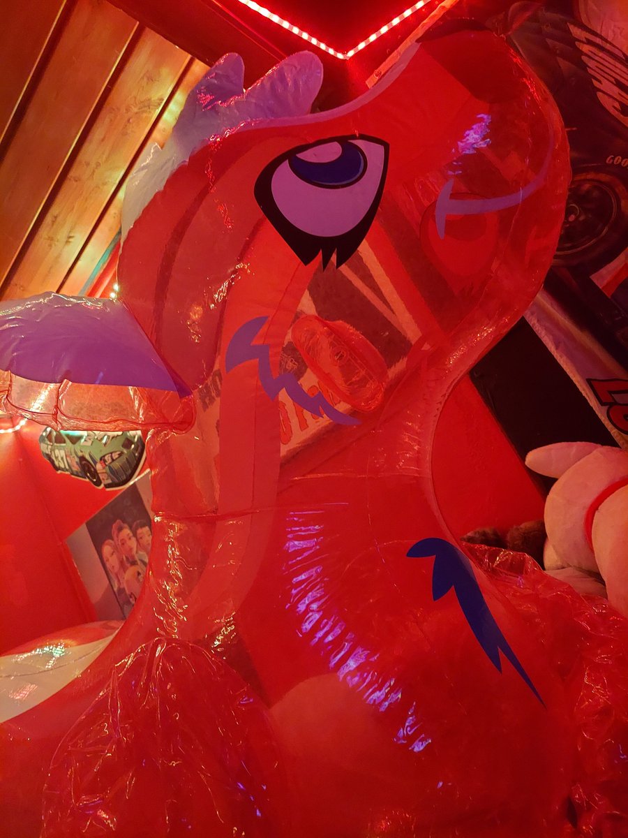 Flutterloonershy6 tweet media