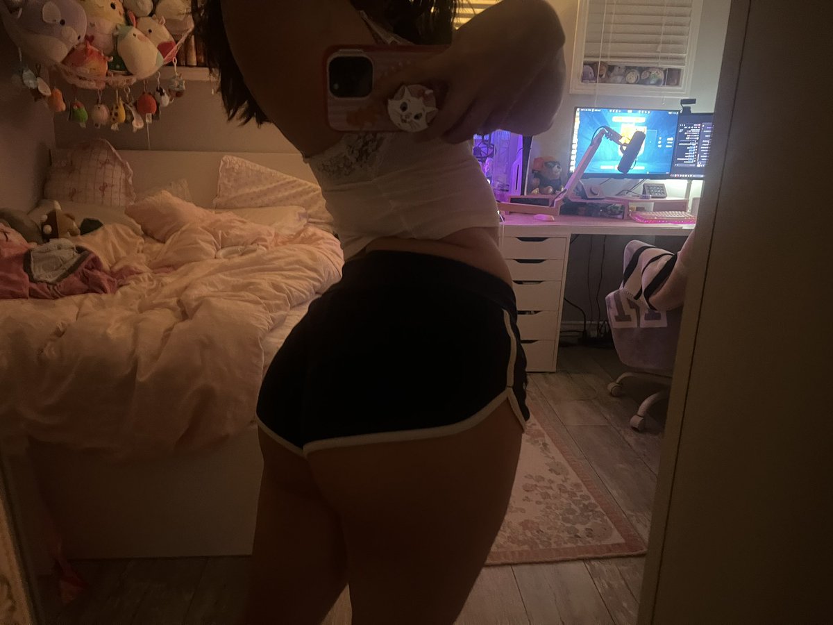 kaitlin :3 tweet media